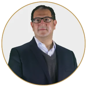 Luis Xavier López Farjeat, docente de La Edad Media Árabe en la Maestría en Historia del Pensamiento