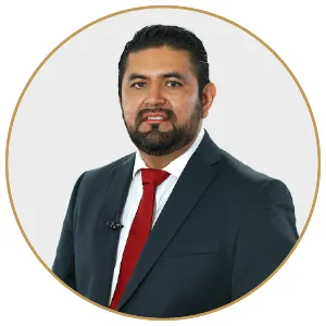 Fotografía del Dr. Alfredo Hernández Pérez, docente de Argumentación en materia de Derechos Humanos.