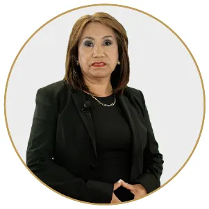 Fotografía de la Dra. Soyla H León Tovar, docente de Derecho de la Empresa y especialista en derecho mercantil.
