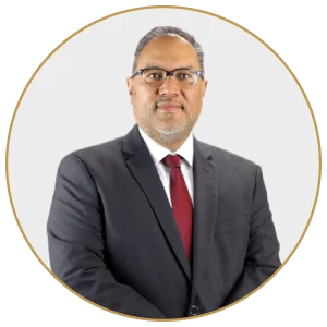 Eulalio González Anta, docente de Análisis Financiero en la Maestría en Finanzas