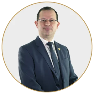Docente José Roberto García Medina de procedimientos administrativos y contenciosos fiscales – Maestría en Impuestos UP